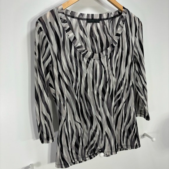 5/$50 Vintage Madison Studio Sheer Zebra Print Top Pullover V-Neck Sz M/L - Picture 4 of 7